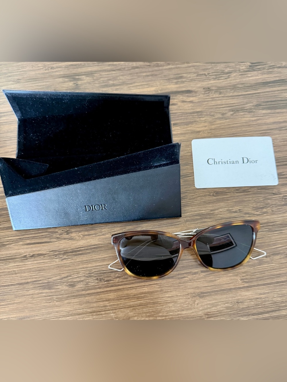 Dior Confident 2 Tortoiseshell Cat-Eye Sunglasses with Dark Lenses - Picture 3 of 6